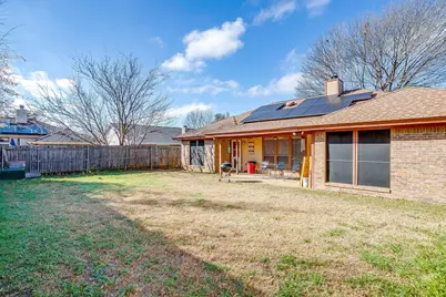 4225 Woodward Court, Grand Prairie, TX 75052 - Photo 15