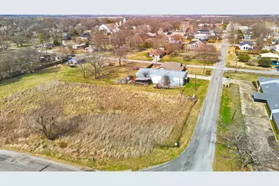 202 Pine Street, Whitewright, TX 75491 - Photo 15