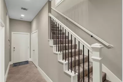 2606 Shelby Avenue #307, Dallas, TX 75219 - Photo 3