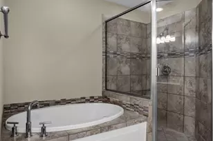 2606 Shelby Ave, Dallas, TX 75219 - Photo 25