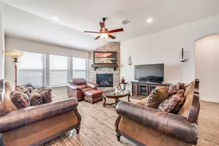 3412 Lillian Ct, Celina, TX 75009 - Photo 5