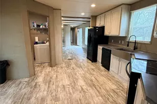 821 Quail Run, Seven Points, TX 75143 - Photo 13