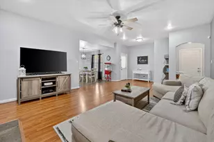 2700 Pollard St, Fort Worth, TX 76112 - Photo 3