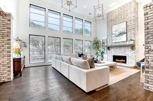 5929 Club Oaks Dr, Dallas, TX 75248 - Photo 11