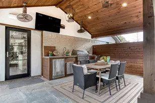 5929 Club Oaks Dr, Dallas, TX 75248 - Photo 33