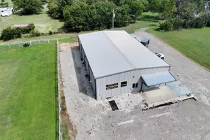 403 N Donation St, Tioga, TX 76271 - Photo 3