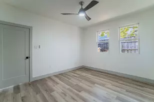 5914 Victor St, Dallas, TX 75214 - Photo 23