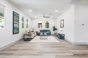 5914 Victor St, Dallas, TX 75214 - Photo 9