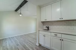 5914 Victor St, Dallas, TX 75214 - Photo 33