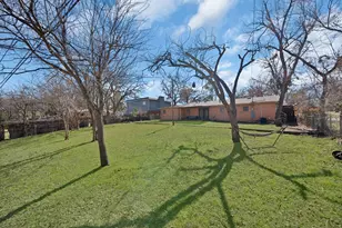 7013 Meadowbrook Dr, Fort Worth, TX 76112 - Photo 25