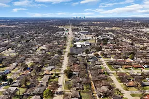 7013 Meadowbrook Dr, Fort Worth, TX 76112 - Photo 31