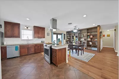 7013 Meadowbrook Drive, Fort Worth, TX 76112 - Photo 9