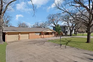 7013 Meadowbrook Dr, Fort Worth, TX 76112 - Photo 27