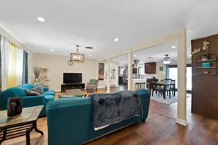 7013 Meadowbrook Dr, Fort Worth, TX 76112 - Photo 3