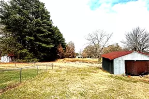 1525 Mansfield Rd, Reno, TX 75462 - Photo 27