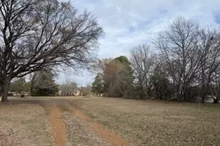 1525 Mansfield Rd, Reno, TX 75462 - Photo 21