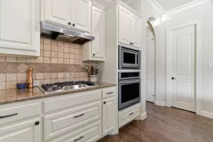 3202 Peakview Dr, Corinth, TX 76210 - Photo 5