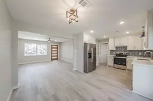 2007 Edgewood Dr, Bridgeport, TX 76426 - Photo 11