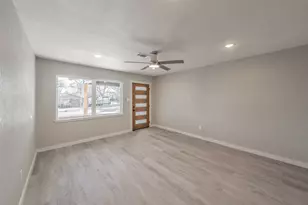 2007 Edgewood Dr, Bridgeport, TX 76426 - Photo 5