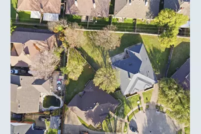 3801 Runge Court E, Irving, TX 75038 - Photo 3