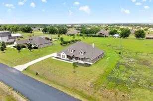2866 Gail Dr, Farmersville, TX 75442 - Photo 31