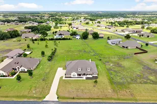 2866 Gail Dr, Farmersville, TX 75442 - Photo 3