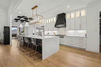 401 Ambergate Drive, Denton, TX 76208 - Photo 9