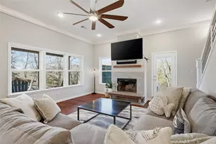 404 Hacienda Dr, Pottsboro, TX 75076 - Photo 5