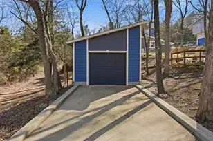 404 Hacienda Dr, Pottsboro, TX 75076 - Photo 33