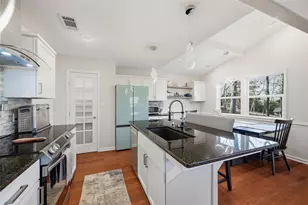 404 Hacienda Dr, Pottsboro, TX 75076 - Photo 9