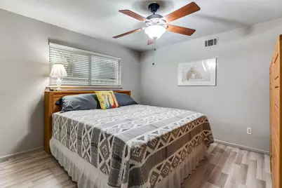 10656 Cox Lane, Dallas, TX 75229 - Photo 19