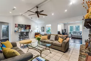 10656 Cox Ln, Dallas, TX 75229 - Photo 9