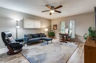 10656 Cox Ln, Dallas, TX 75229 - Photo 13