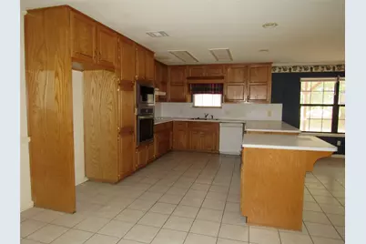 6721 Golinda Drive, Golinda, TX 76655 - Photo 5