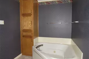 6721 Golinda Dr, Golinda, TX 76655 - Photo 9