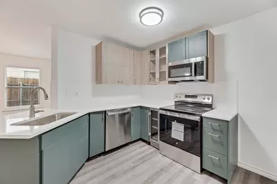 812 Isla Verde Plaza, Dallas, TX 75211 - Photo 9