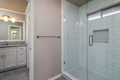 1813 Lakeside Drive, Arlington, TX 76013 - Photo 17