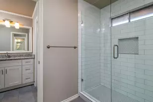 1813 Lakeside Dr, Arlington, TX 76013 - Photo 17