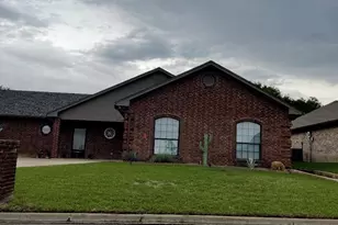 6507 Shadowview Ct, Mineral Wells, TX 76067 - Photo 1
