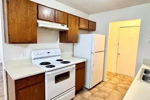 3732 Hulen Park Cir, Fort Worth, TX 76123 - Photo 7