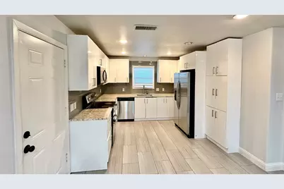 5640 Tourist Drive, Haltom City, TX 76117 - Photo 3