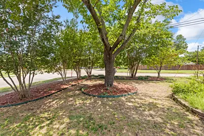 10382 Newcombe Drive, Dallas, TX 75228 - Photo 39