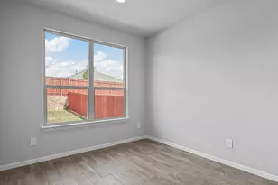 312 Perk St, Keene, TX 76059 - Photo 9