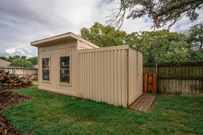 1413 S Main Street S, Lindale, TX 75771 - Photo 33