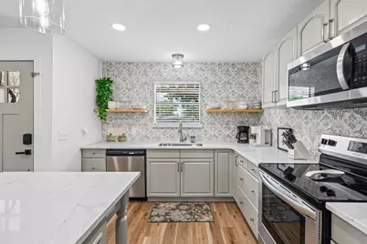 4603 Rendezvous Court, Granbury, TX 76049 - Photo 3