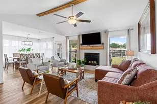 4603 Rendezvous Ct, Granbury, TX 76049 - Photo 5