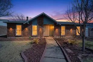 1918 Lamont Dr, Garland, TX 75040 - Photo 3