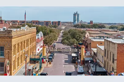 2221 Refugio Avenue, Fort Worth, TX 76164 - Photo 37