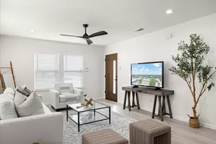 2221 Refugio Ave, Fort Worth, TX 76164 - Photo 9