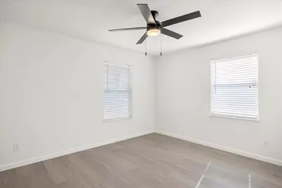 2221 Refugio Avenue, Fort Worth, TX 76164 - Photo 25